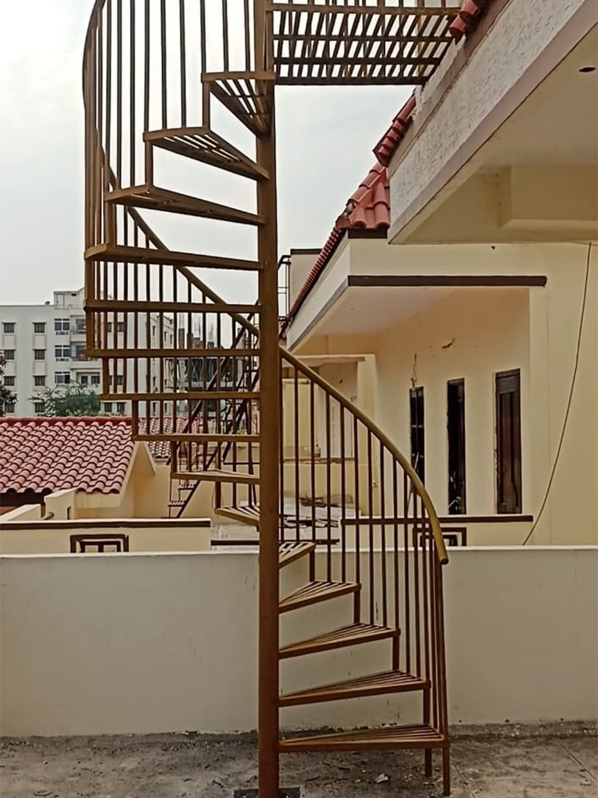 BALCONY GRILLS WITH PIPES